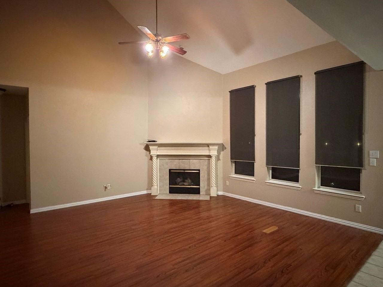 8801 Tanglewood Dr - Photo 6 of 19