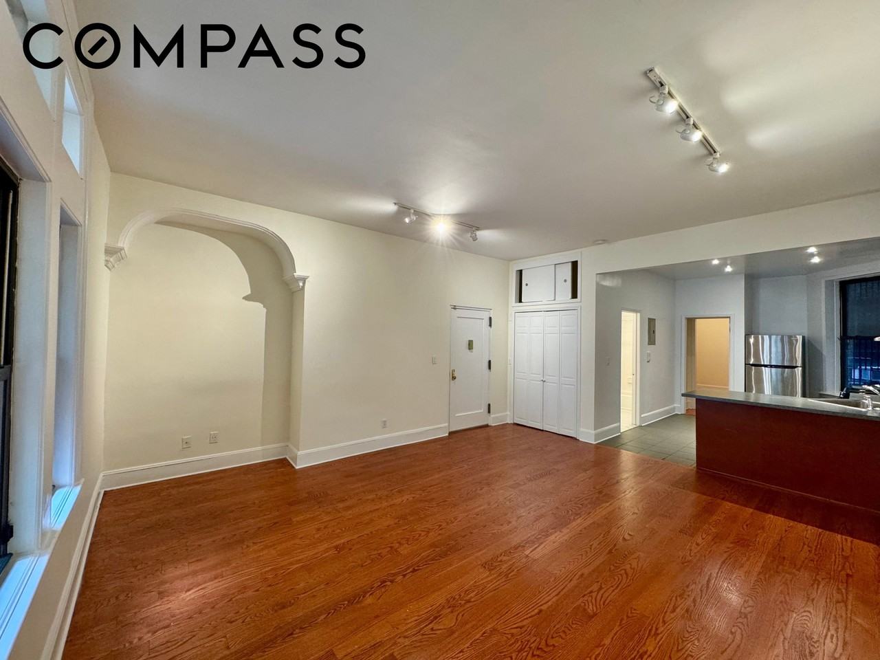 33 S Elliott Pl #1 - Photo 3 of 8