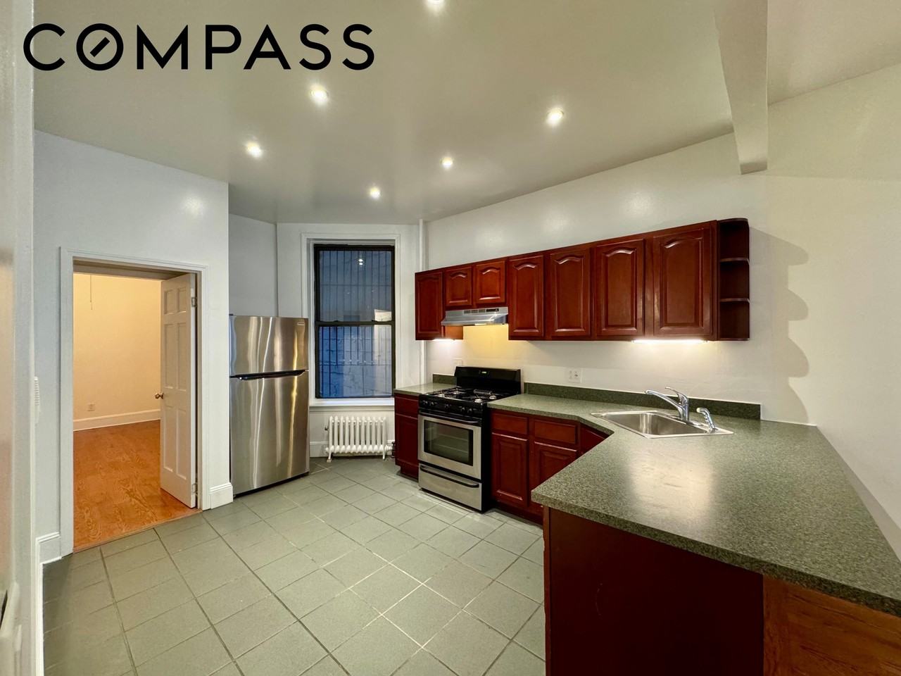 33 S Elliott Pl #1 - Photo 4 of 8