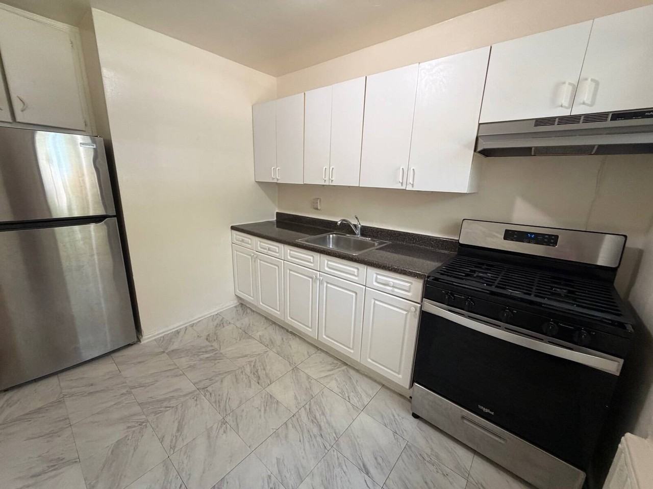 22040 73rd Ave #A - Photo 3 of 6