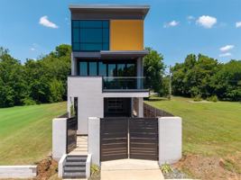 featured image of 619 Ne 5th St