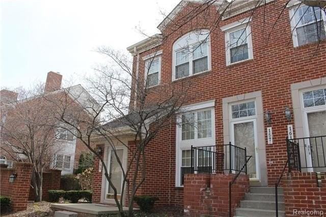 157 W Kenilworth Ave - Photo 2 of 11