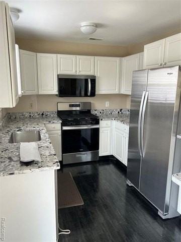 157 W Kenilworth Ave - Photo 3 of 11
