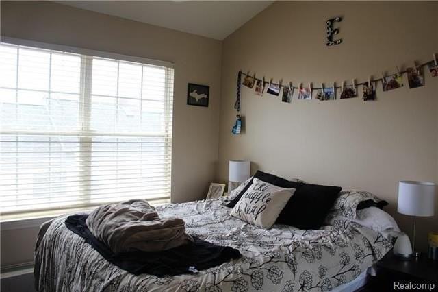 157 W Kenilworth Ave - Photo 4 of 11