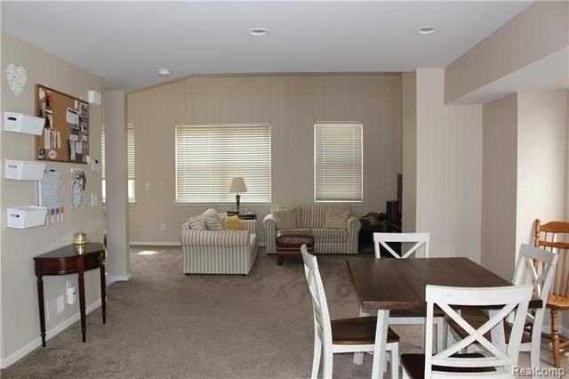 157 W Kenilworth Ave - Photo 7 of 11