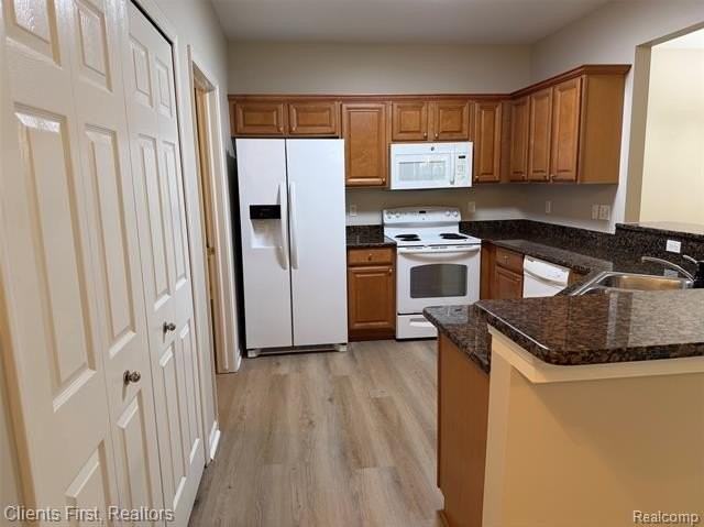 16040 Morningside - Photo 6 of 30