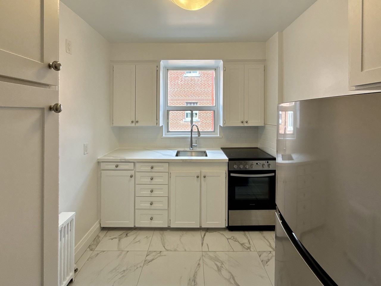 1295 Bayview Avenue #10 - Photo 4 of 16