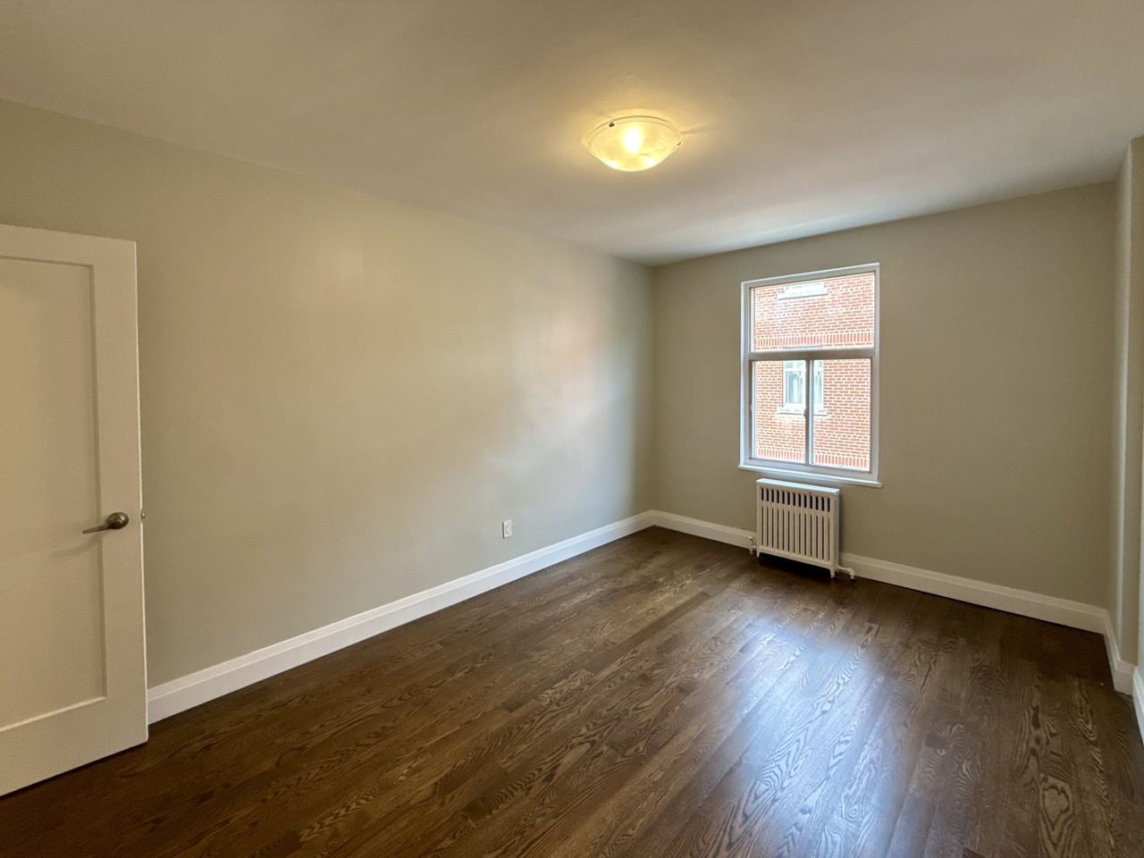 1295 Bayview Avenue #10 - Photo 6 of 16
