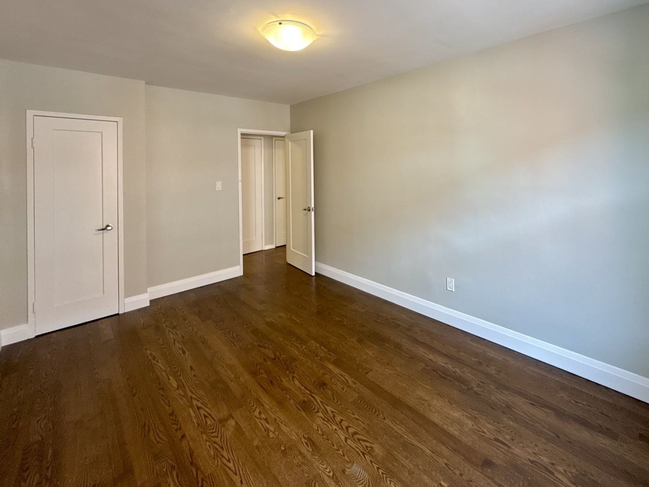 1295 Bayview Avenue #10 - Photo 7 of 16