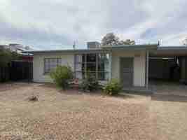 featured image of 2231 N Swan Rd