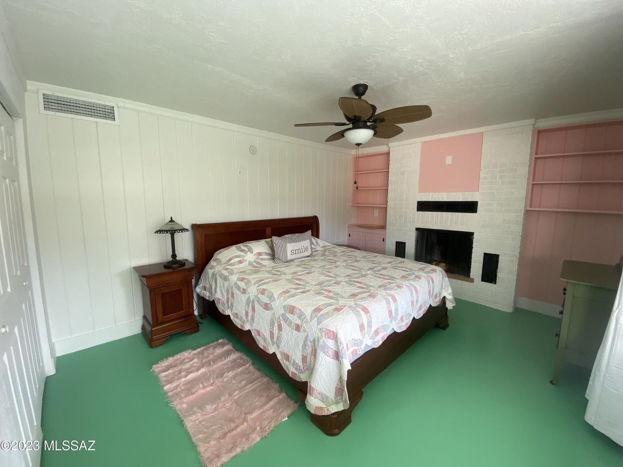 2231 N Swan Rd - Photo 6 of 10