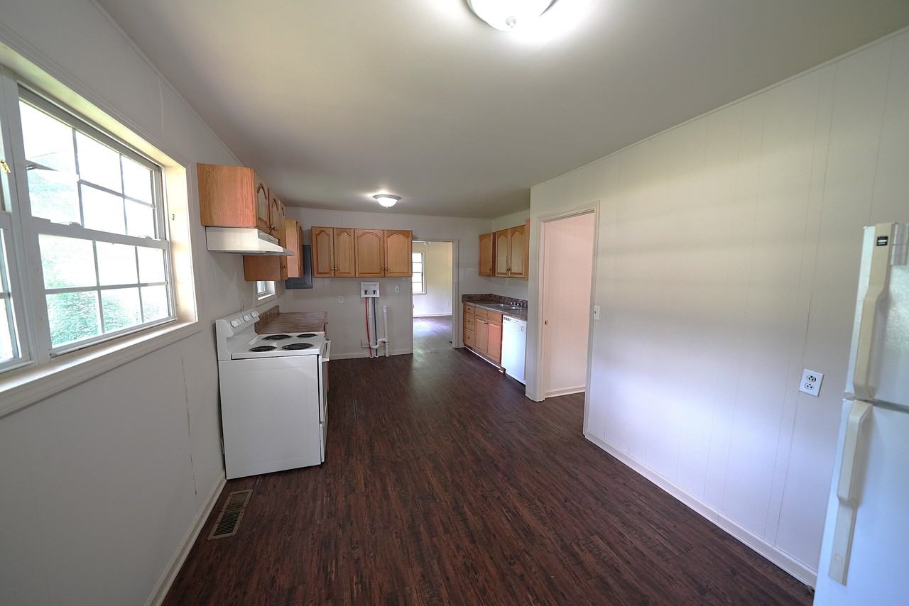 874 Carrollton Villa Rica Hwy #1 - Photo 3 of 33