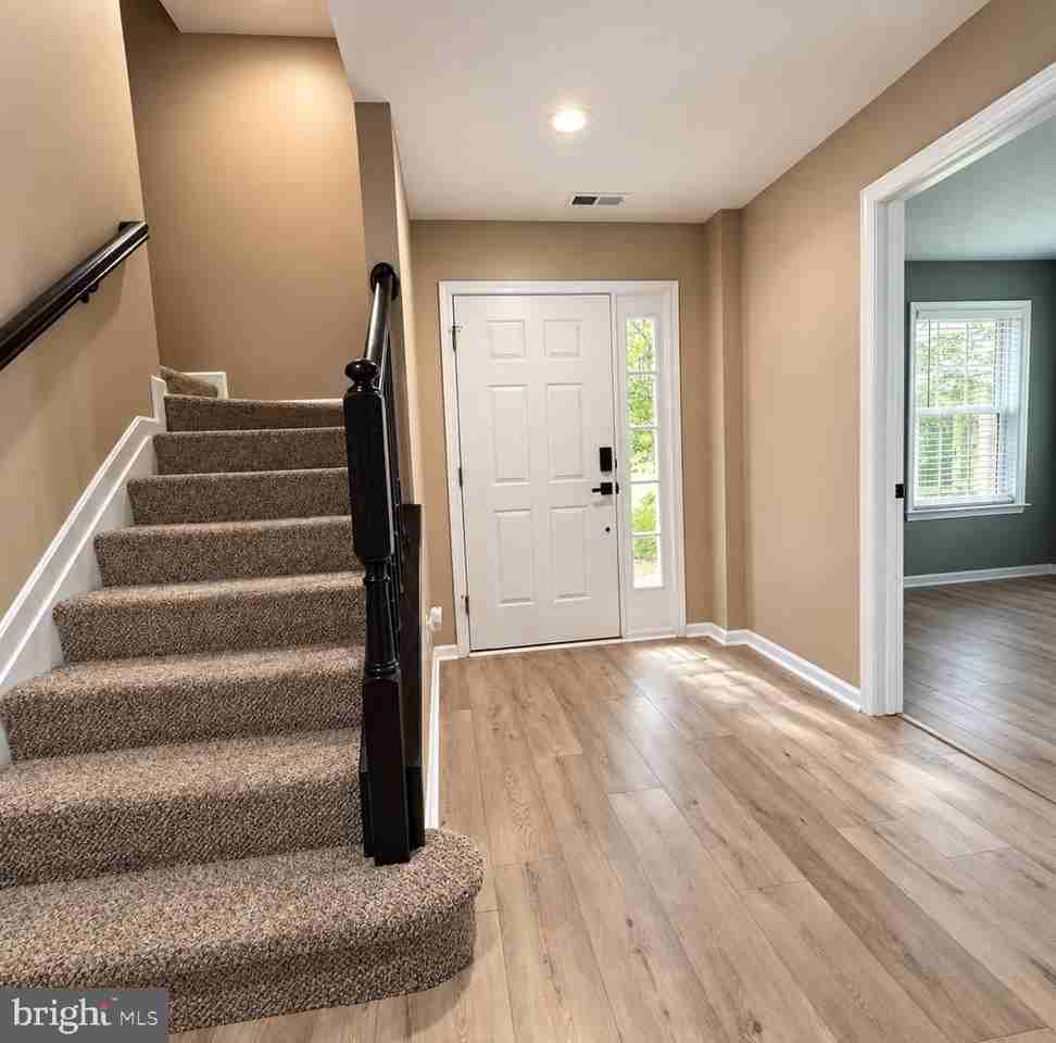 2467 Cheyenne Dr - Photo 4 of 34