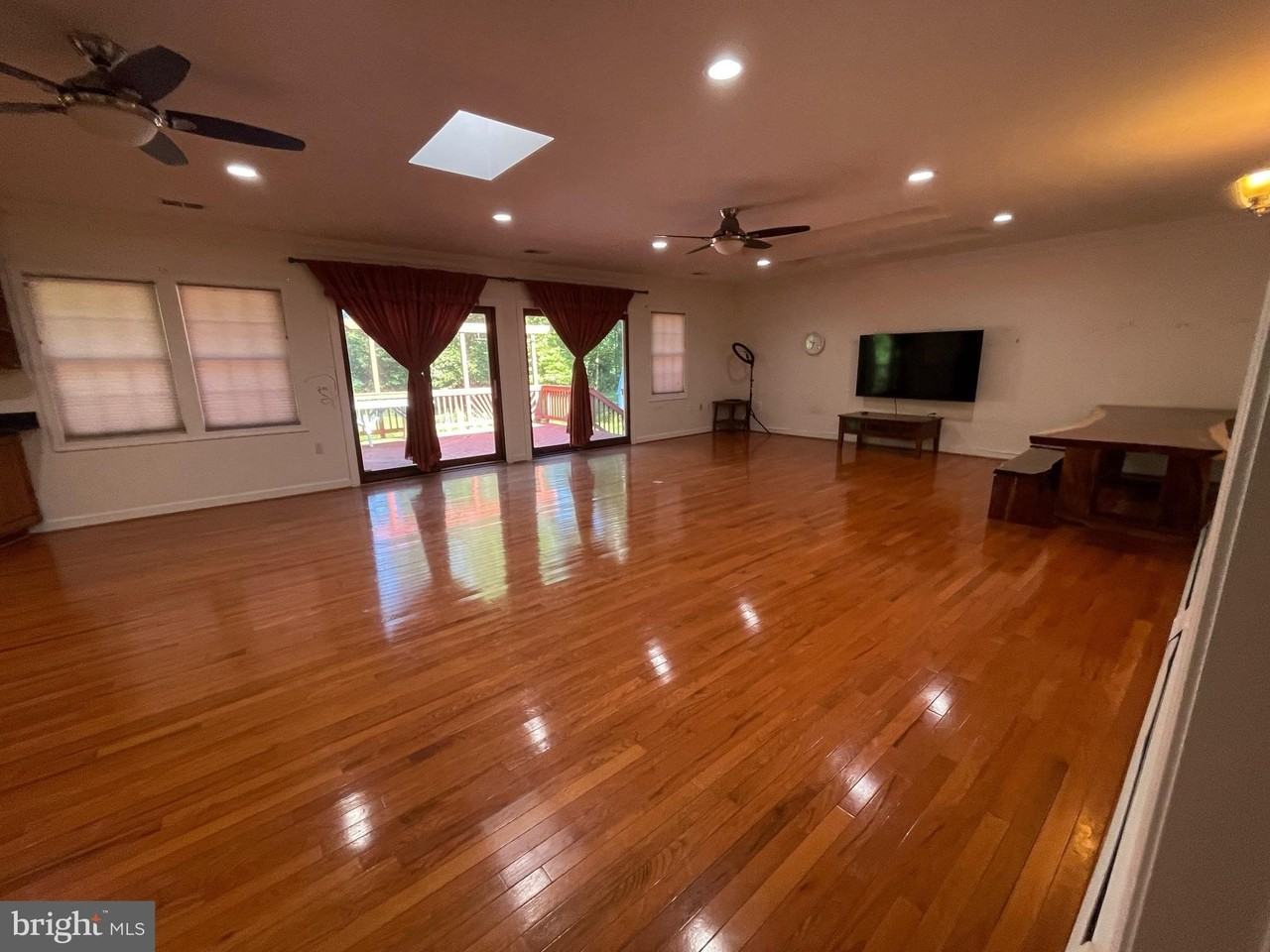 3328 Prosperity Ave - Photo 4 of 7