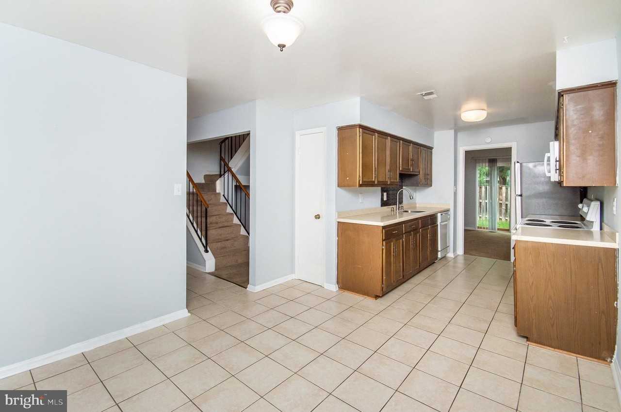 3210 Gemstone Ct - Photo 6 of 23