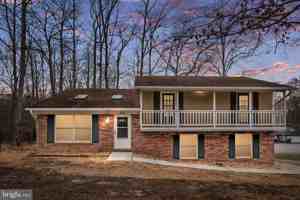 featured image of 10704 Whiperwhill Ct