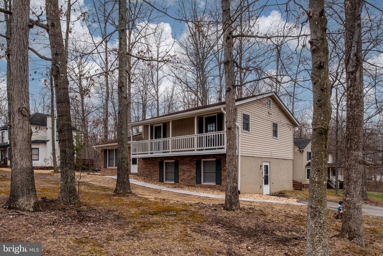 10704 Whiperwhill Ct - Photo 4 of 49
