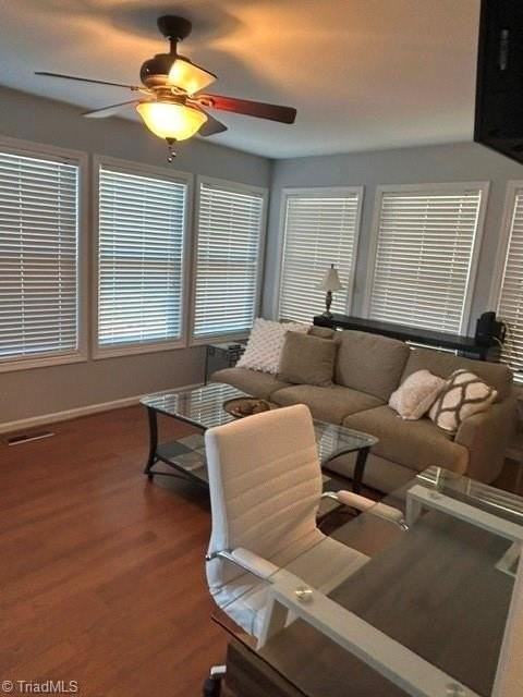 2889 Ashwood Dr - Photo 6 of 20