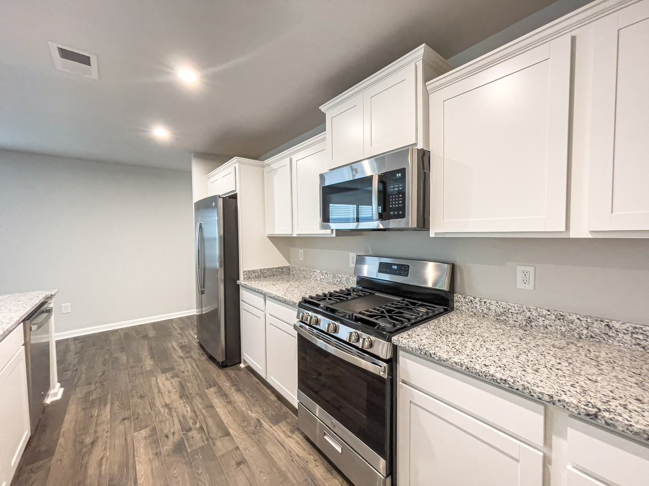 105 Paddock Glen Dr #1 - Photo 7 of 37