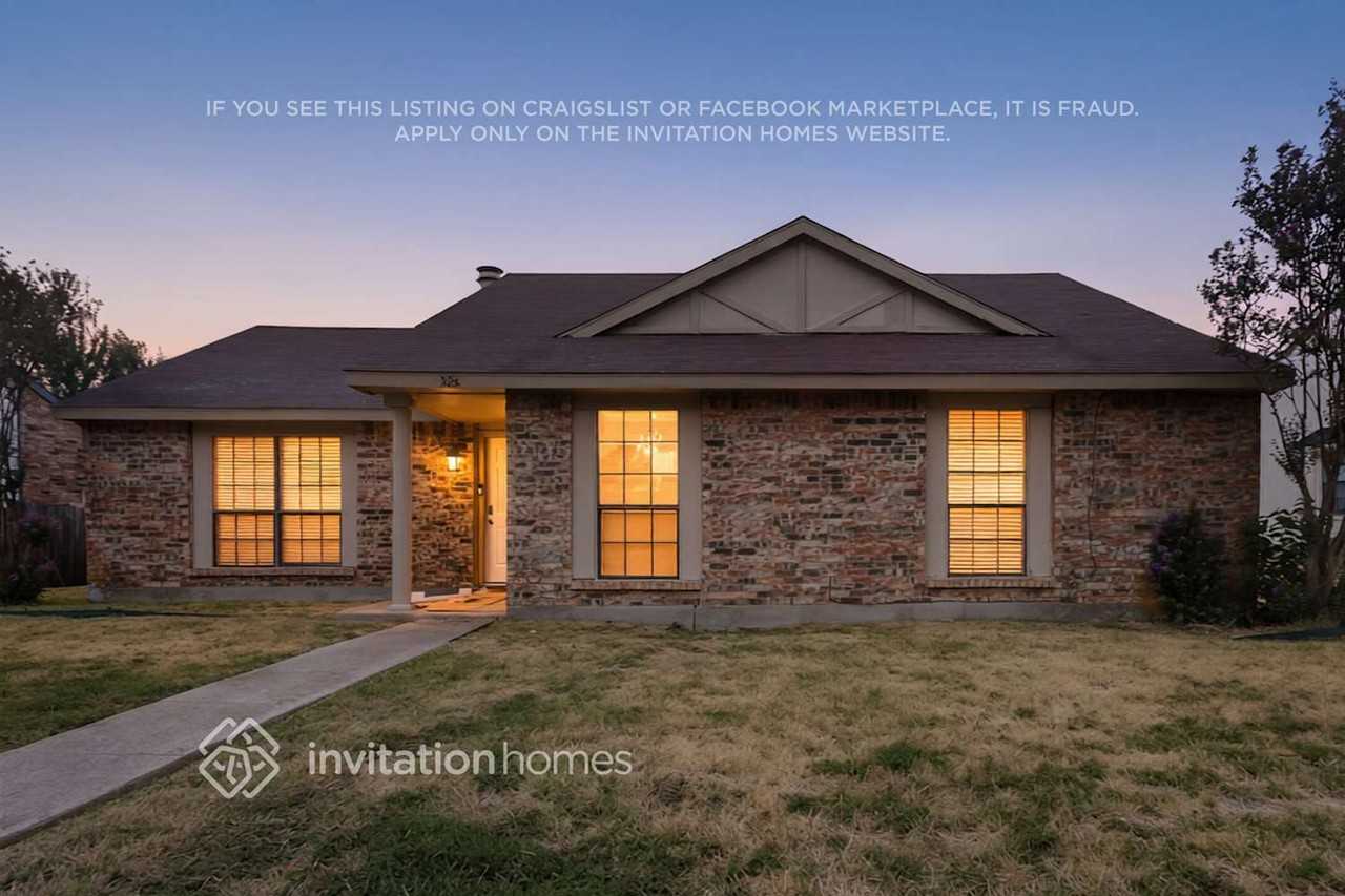 324 Matterhorn St - Photo 3 of 16