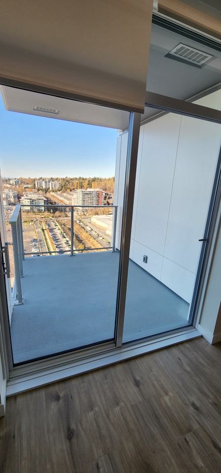 3430 East Kent Avenue South - Photo 7 of 17