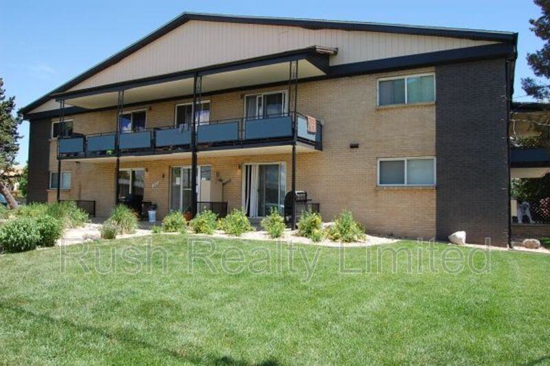 1800 Fenton St #8 - Photo 3 of 4