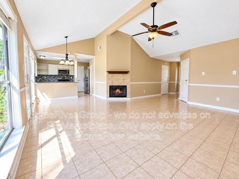 4214 Shawnee St - Photo 4 of 18