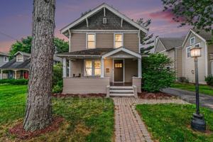 featured image of 127 Drace St