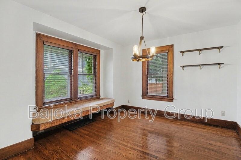 127 Drace St - Photo 6 of 17