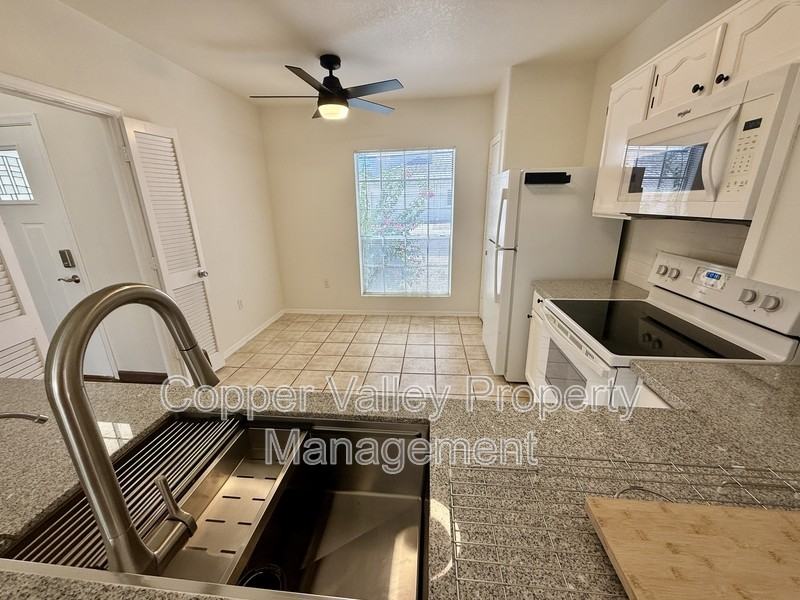 3482 W Frankfurt Dr - Photo 3 of 14