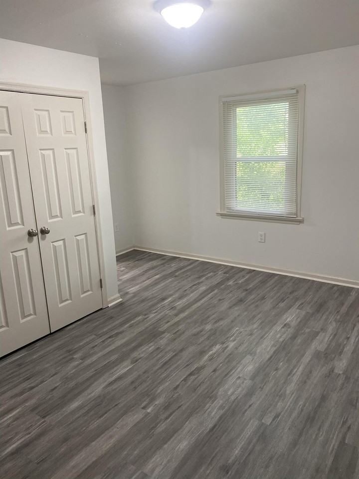 1512 Downing St NW - Photo 6 of 6