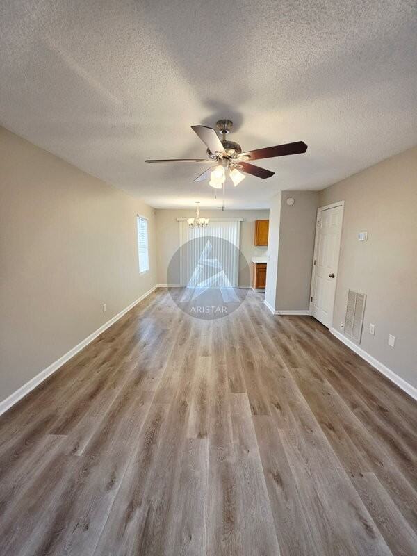 102 Westside Chase Sw - Photo 6 of 22