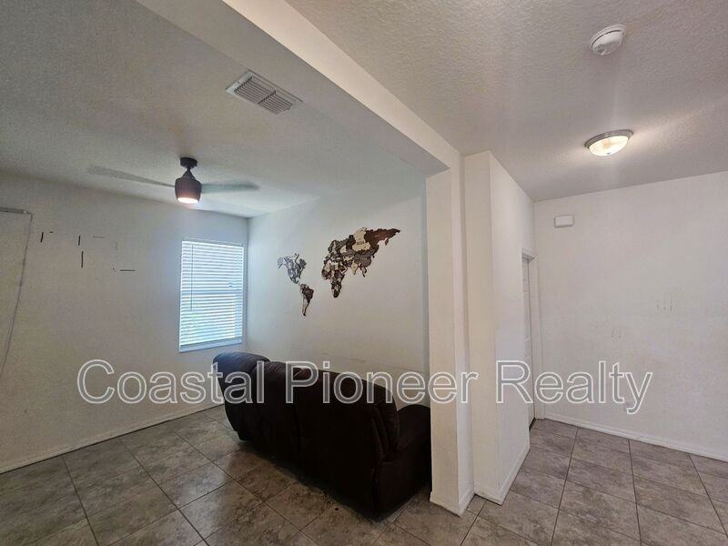 16073 Sonoma Grove Cir - Photo 6 of 33