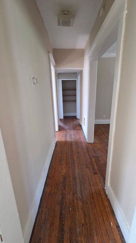 726 Genesee St #3 - Photo 4 of 11