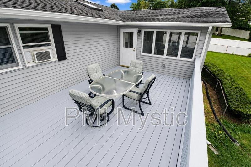 90 Nantucket Dr - Photo 2 of 44
