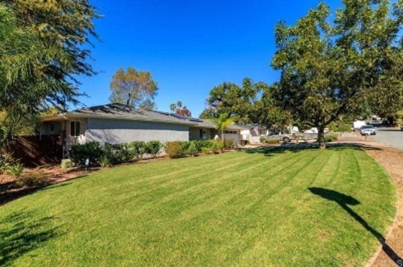 1806 Wight Way #A - Photo 2 of 36
