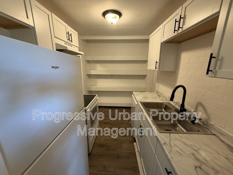3899 E 151st St - Photo 7 of 16
