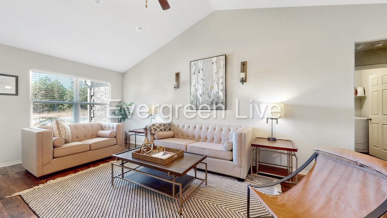 5305 Scarlett Oak - Photo 3 of 17