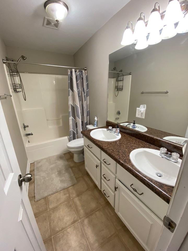 105 Buckridge Ave #1 - Photo 6 of 8