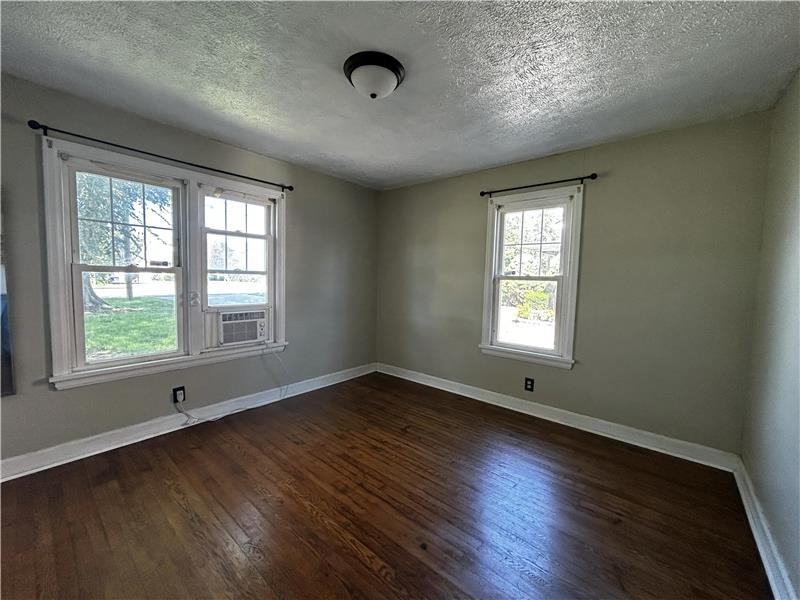500 Canton Rd - Photo 6 of 9