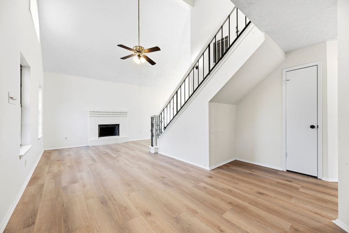 7526 Gulfbriar Pl - Photo 3 of 9