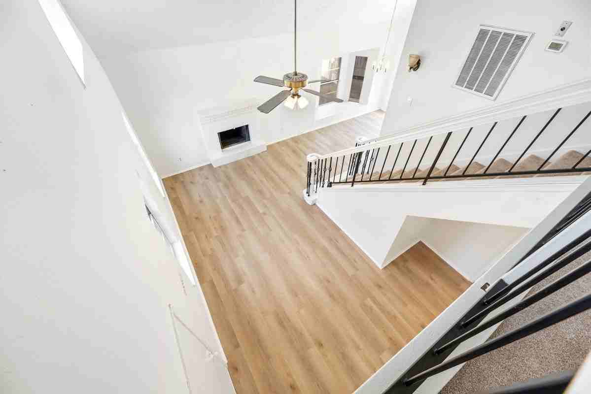 7526 Gulfbriar Pl - Photo 5 of 9