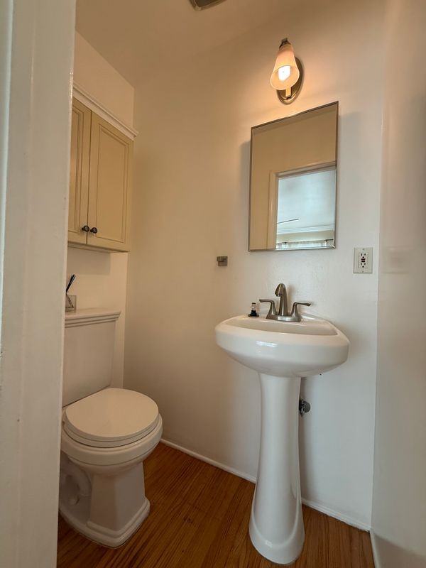 2037 Stewart St - Photo 7 of 14