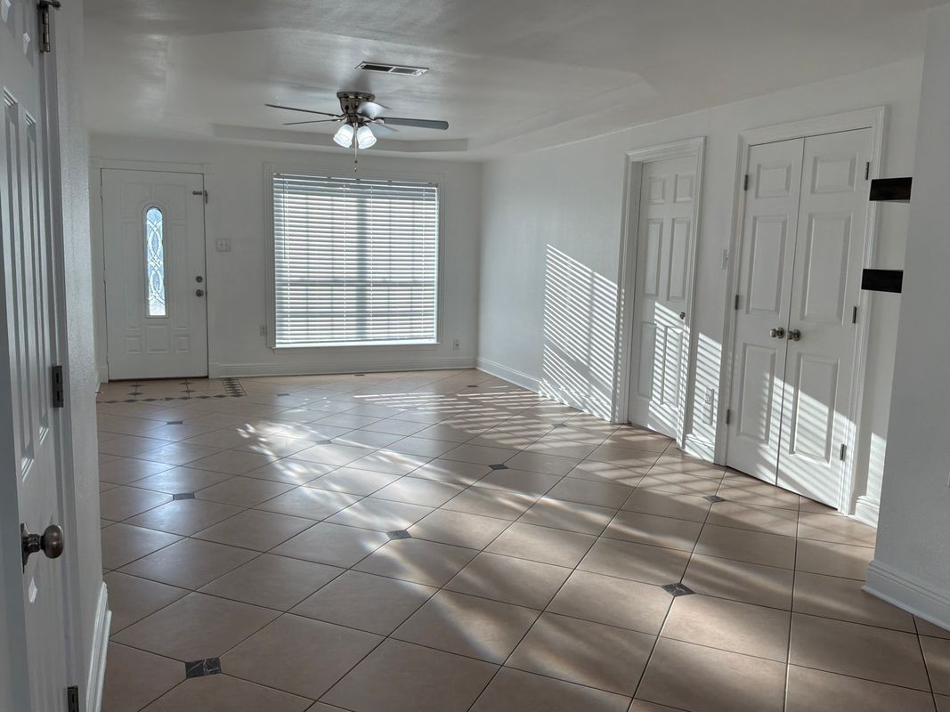 5083 Bowdon St - Photo 3 of 4