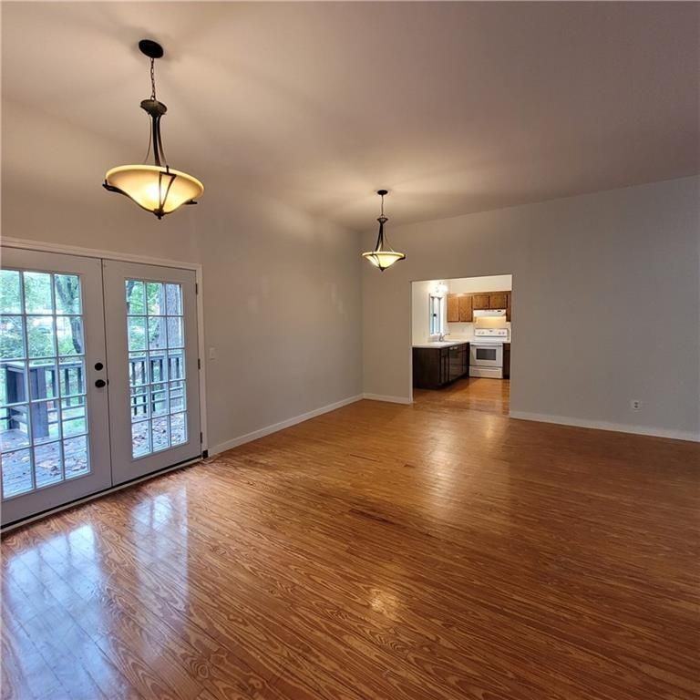 140 Byers St - Photo 5 of 28