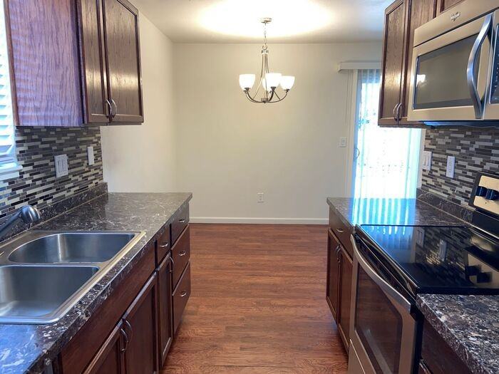 4980 Reggie Rd - Photo 5 of 34