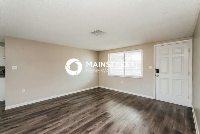 9020 Prosperity Ln - Photo 2 of 16