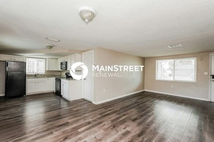 9020 Prosperity Ln - Photo 6 of 16