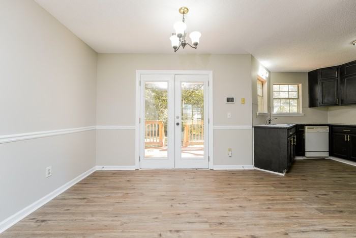14176 Brown Bridge Rd - Photo 5 of 17