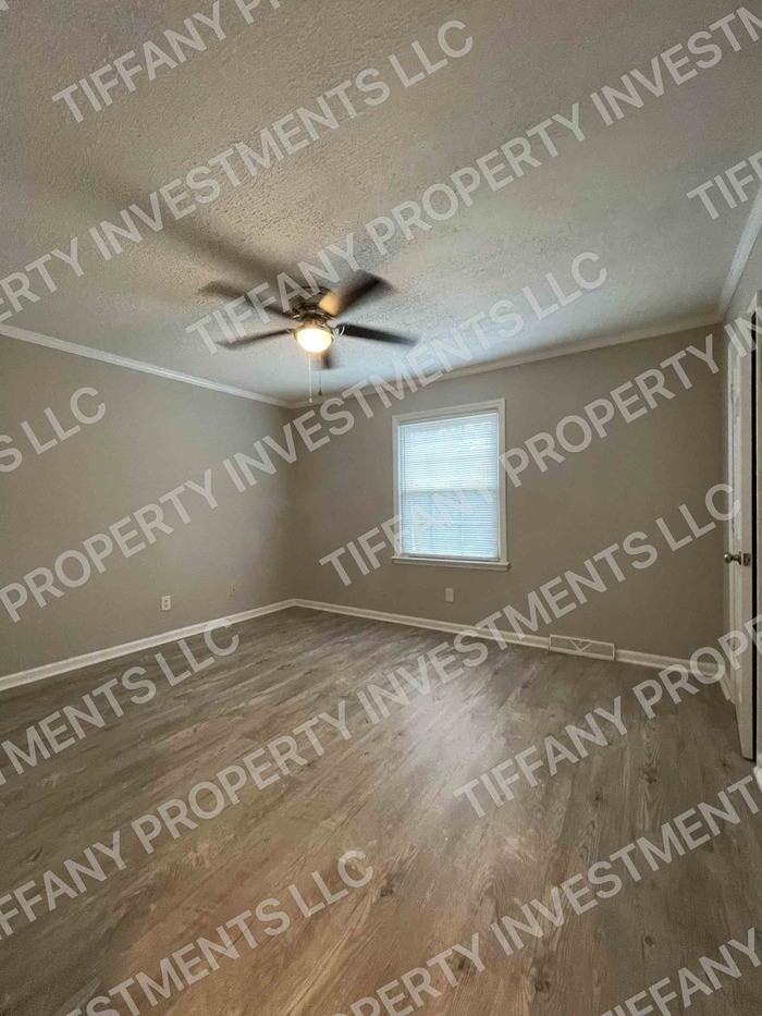 295 Hatley Cir Ne #4 - Photo 4 of 14